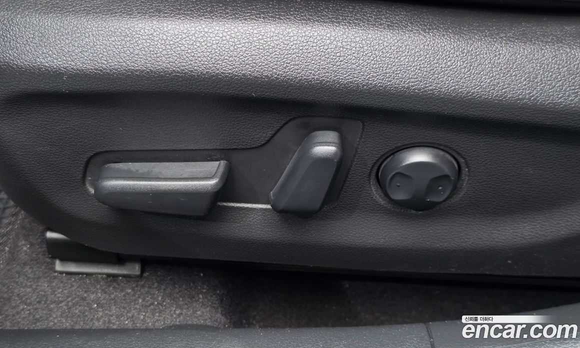 Hyundai i30 3rd Gen фото 32