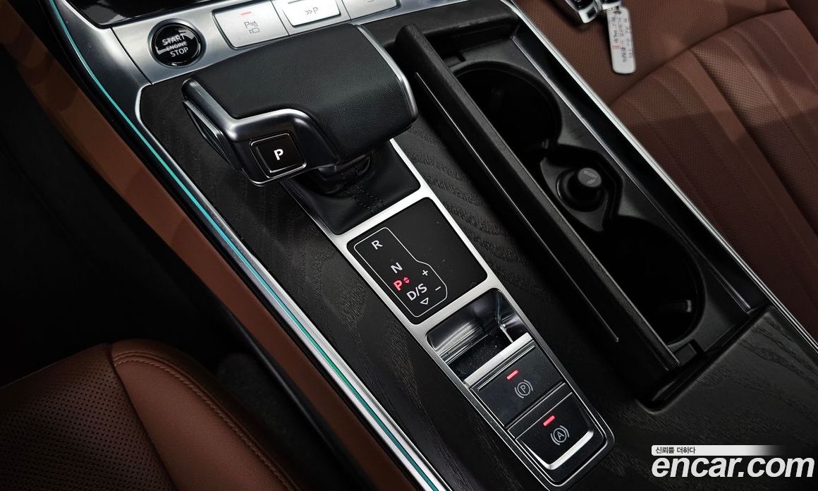Audi A6 (C8) фото 9