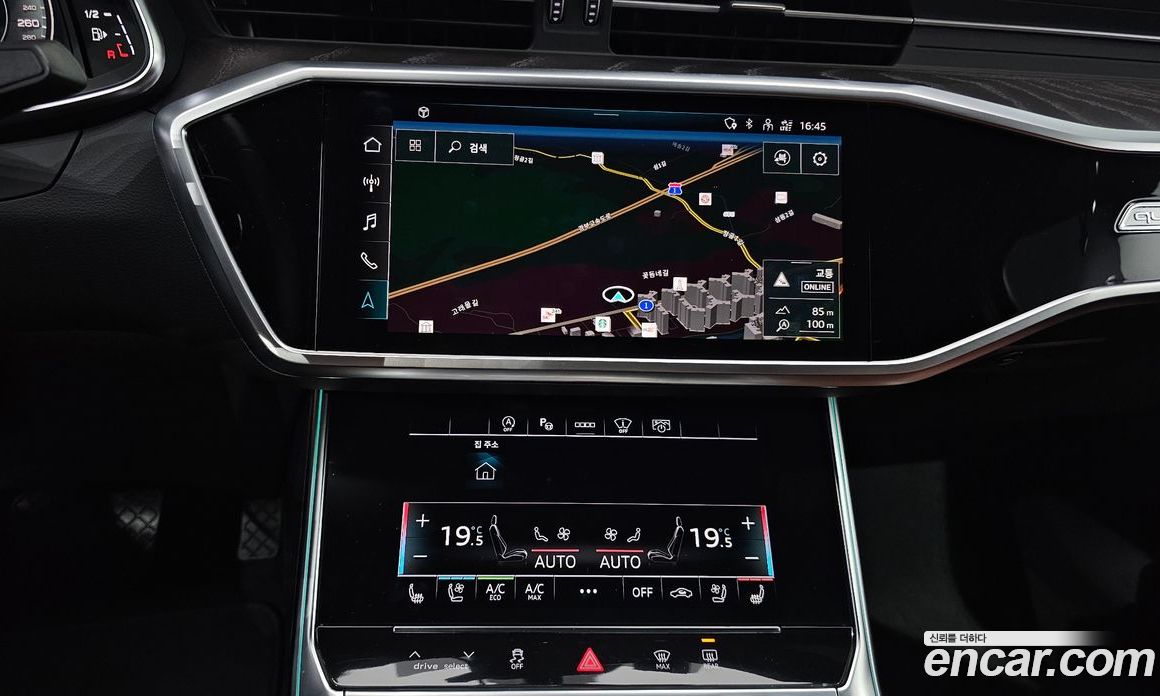 Audi A6 (C8) фото 13