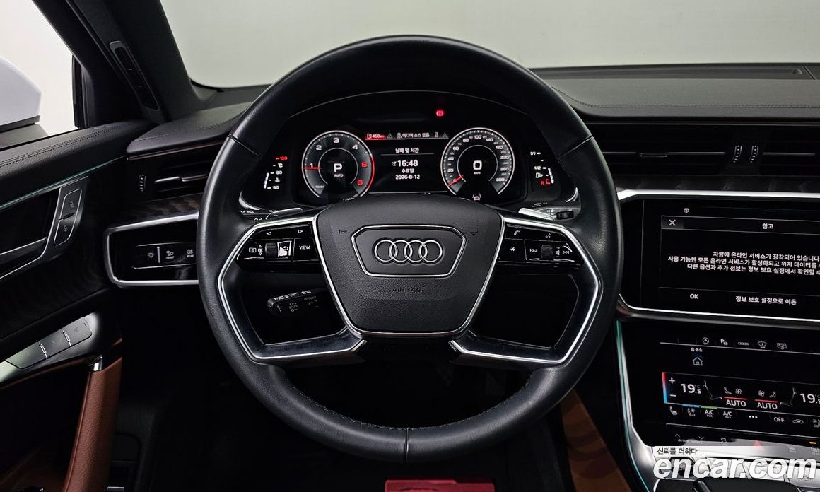 Audi A6 (C8) фото 14