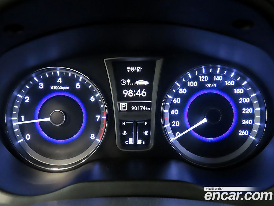 Hyundai Grandeur (HG) фото 8