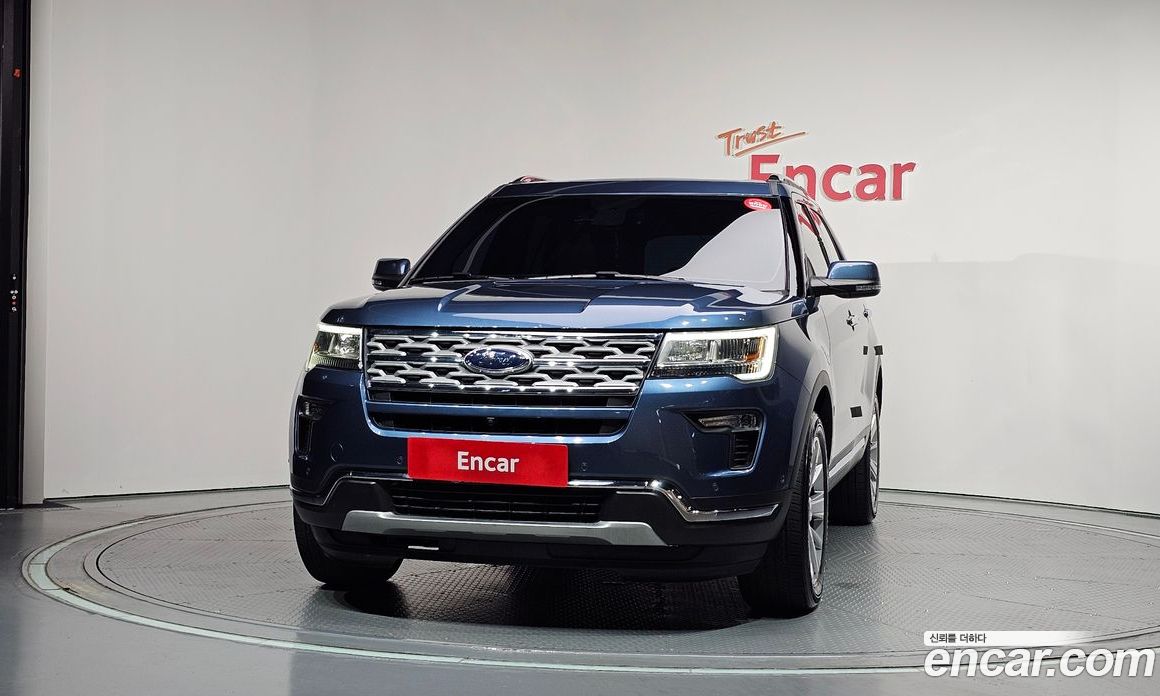 Ford Explorer 5th Gen фото 3