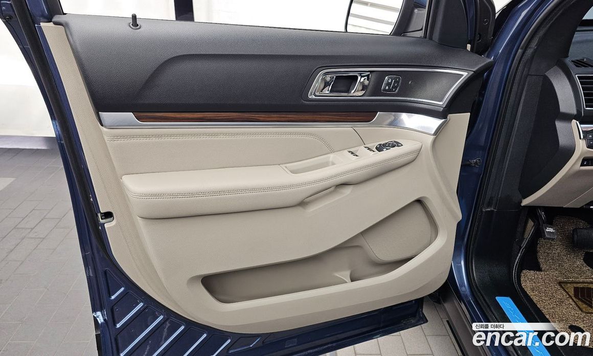Ford Explorer 5th Gen фото 24