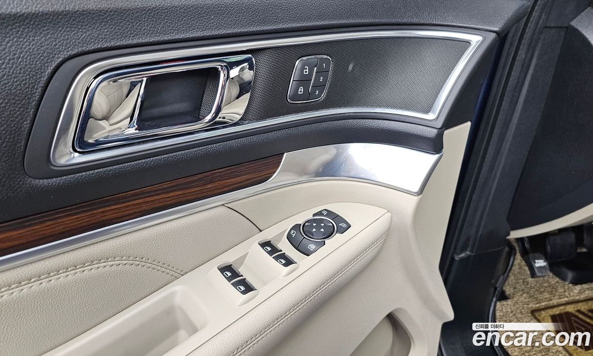 Ford Explorer 5th Gen фото 35