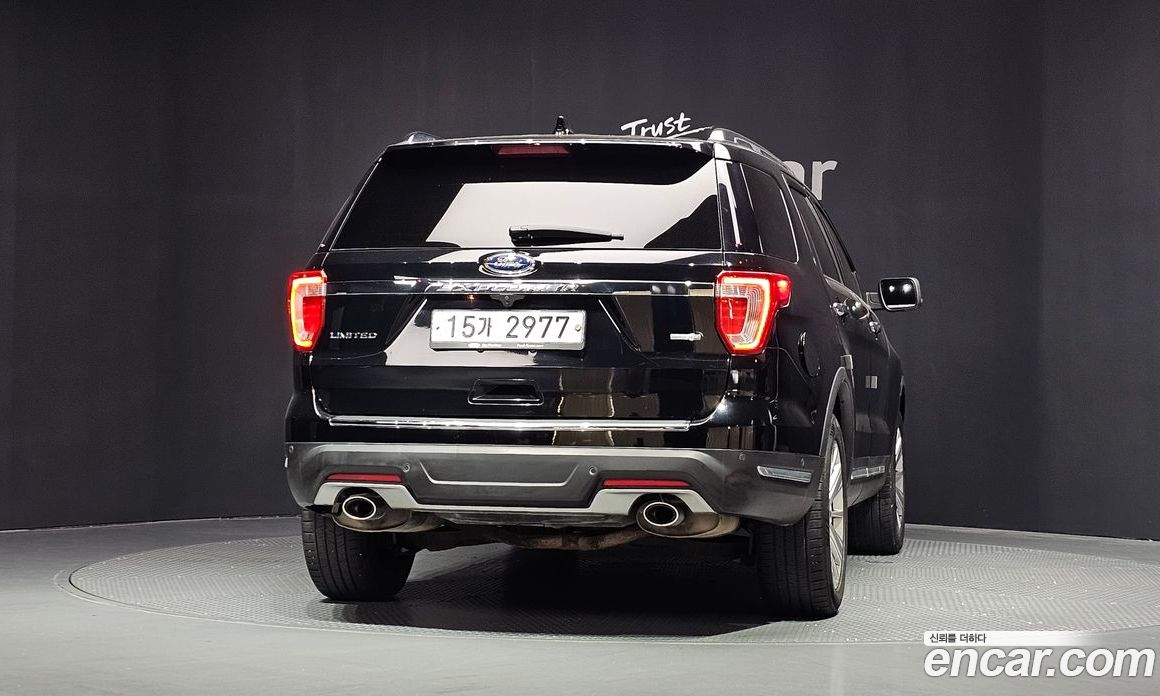 Ford Explorer 5th Gen фото 4