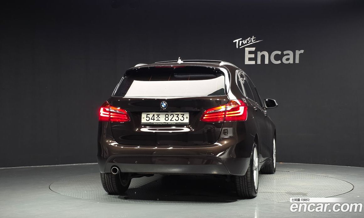 BMW 2-Series (F45) фото 3