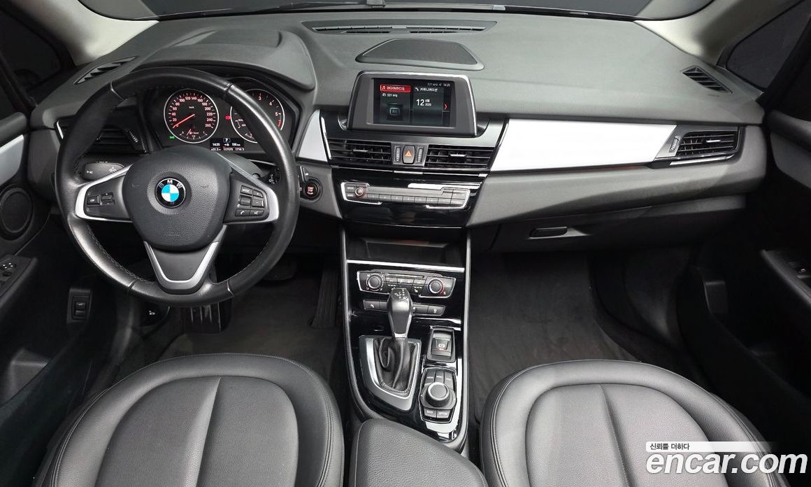 BMW 2-Series (F45) фото 6