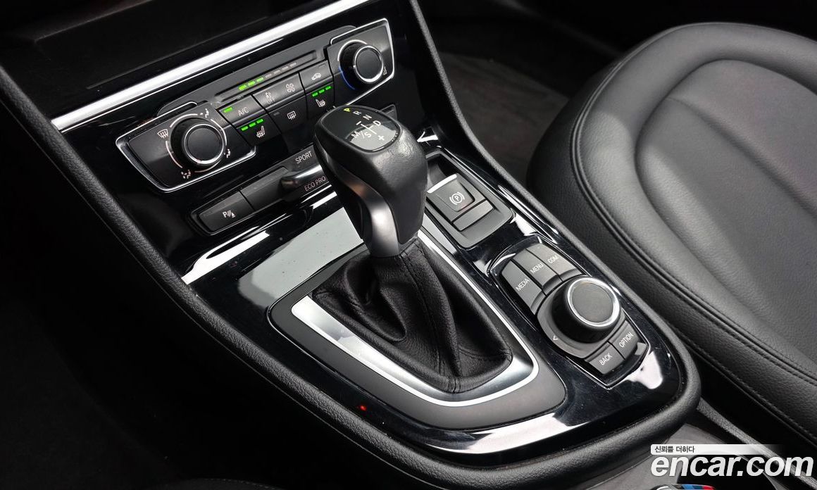 BMW 2-Series (F45) фото 8