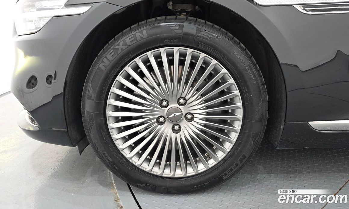 Genesis G90 фото 4