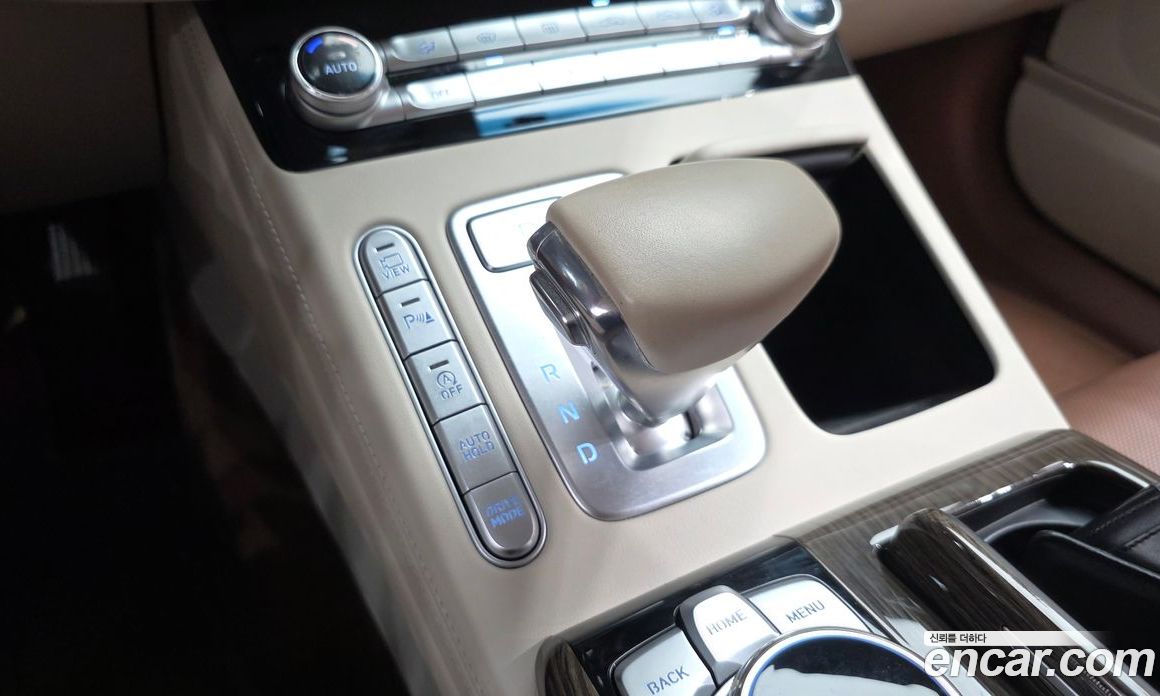 Genesis G90 фото 8