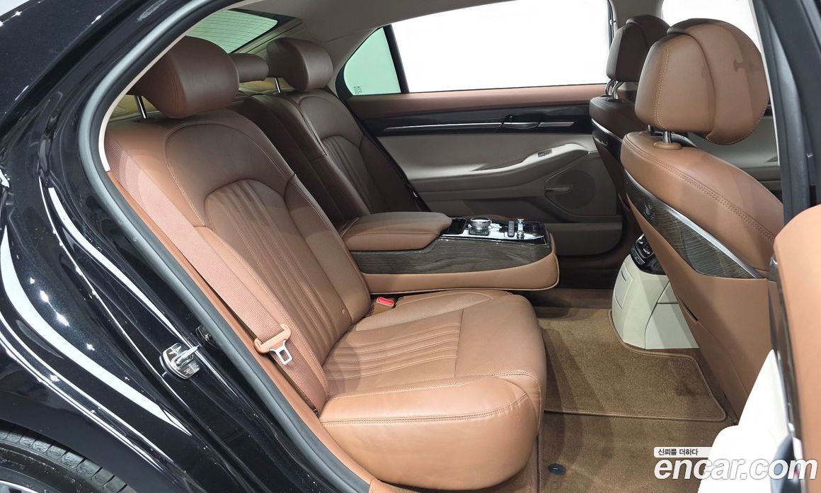 Genesis G90 фото 11