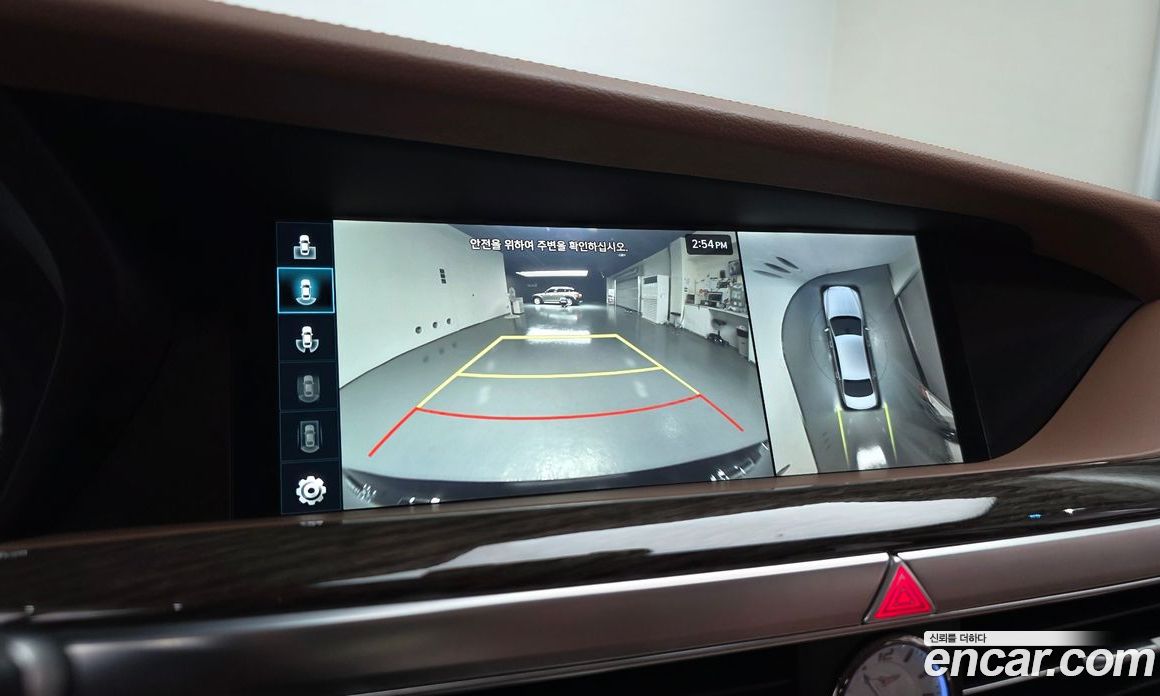 Genesis G90 фото 14
