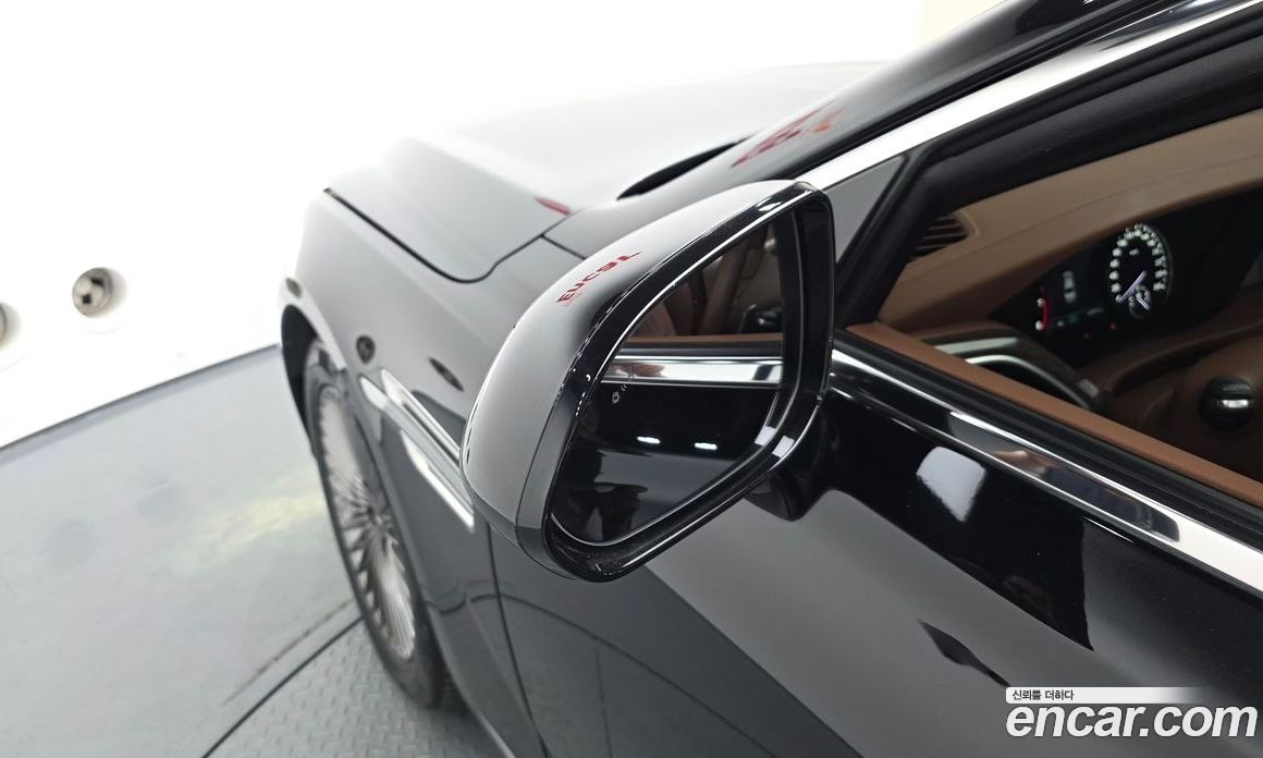Genesis G90 фото 43