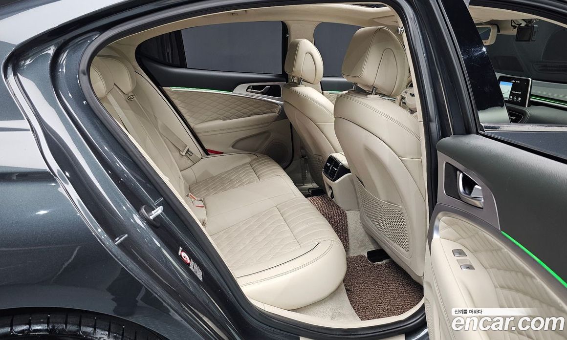 Genesis G70 фото 11