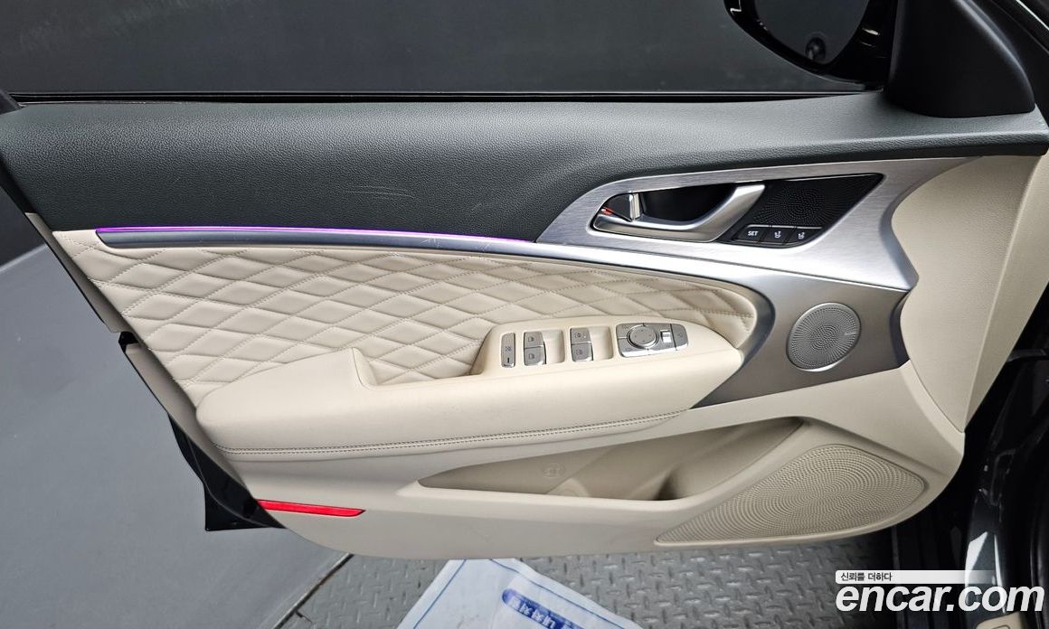 Genesis G70 фото 24