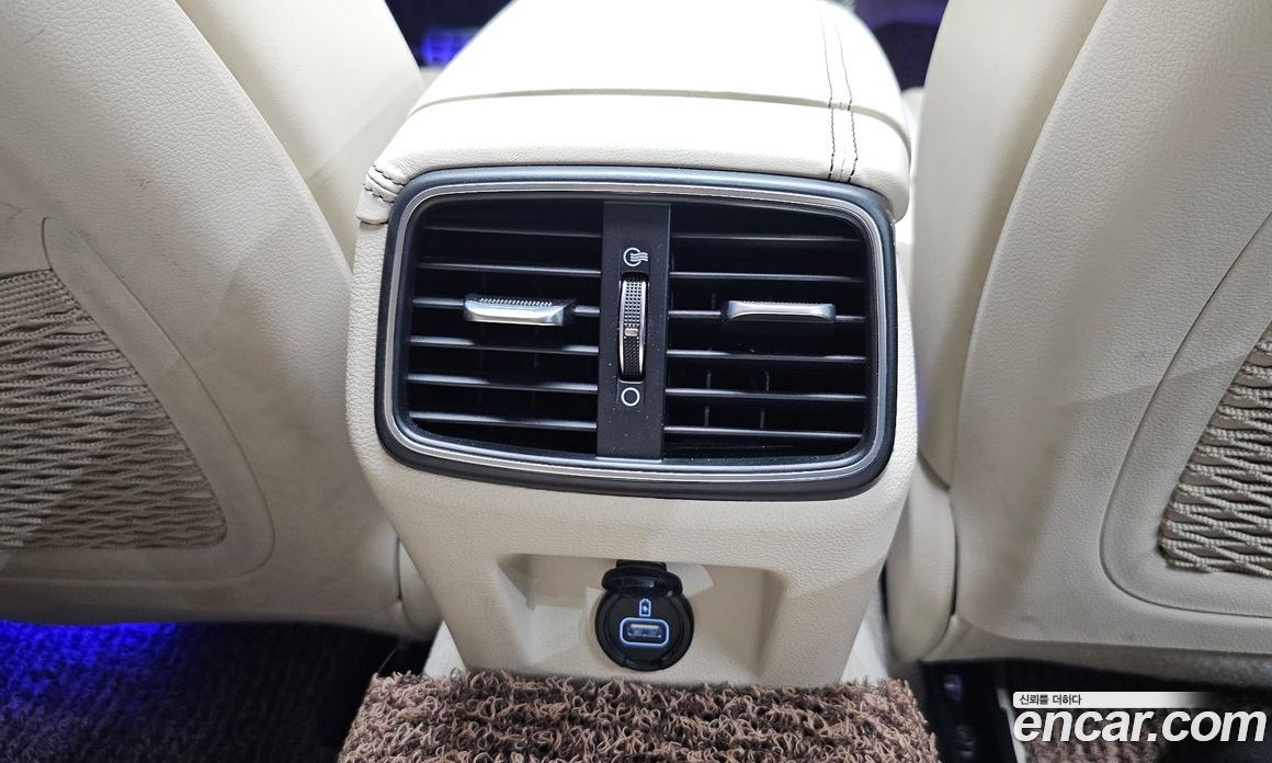 Genesis G70 фото 33