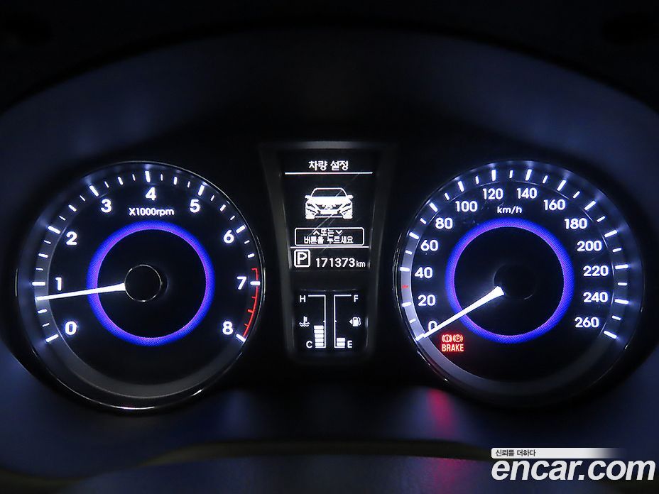 Hyundai Grandeur (HG) фото 8