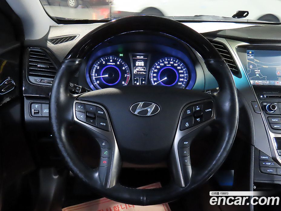 Hyundai Grandeur (HG) фото 14