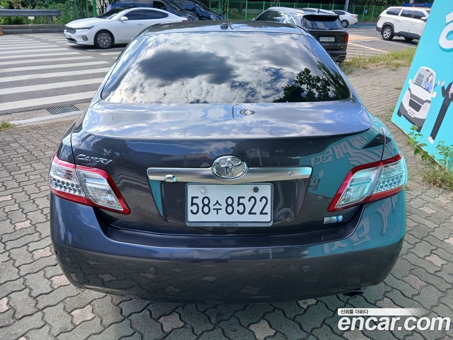 Toyota Camry фото 3