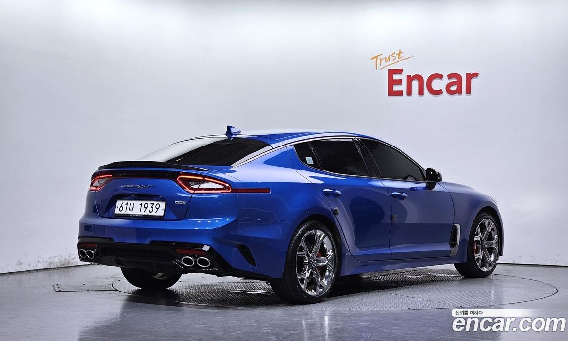 Kia Stinger фото 2