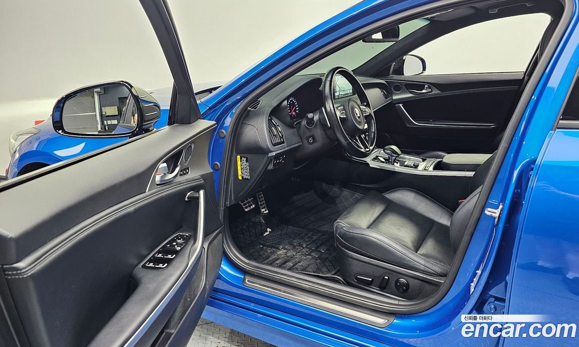 Kia Stinger фото 10