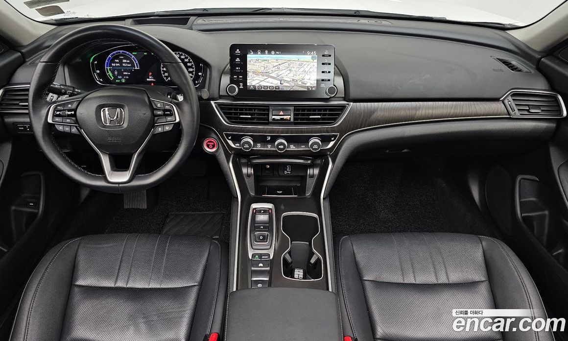Honda Accord 10th Gen фото 7