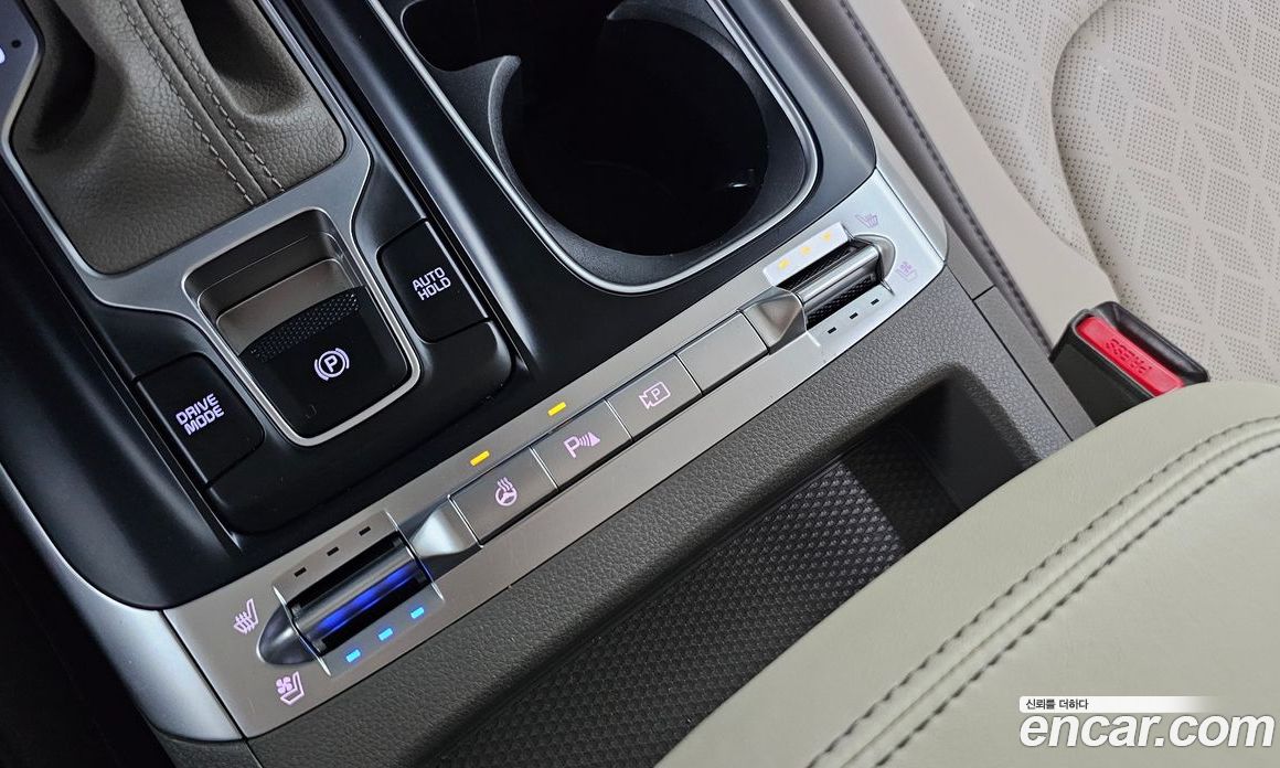 Kia Carnival 4th Gen фото 17