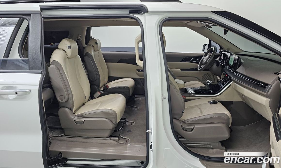Kia Carnival 4th Gen фото 18