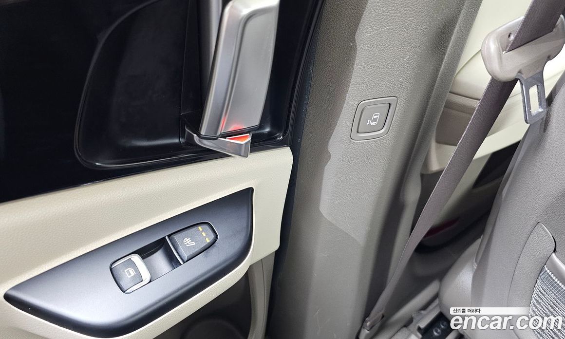Kia Carnival 4th Gen фото 20