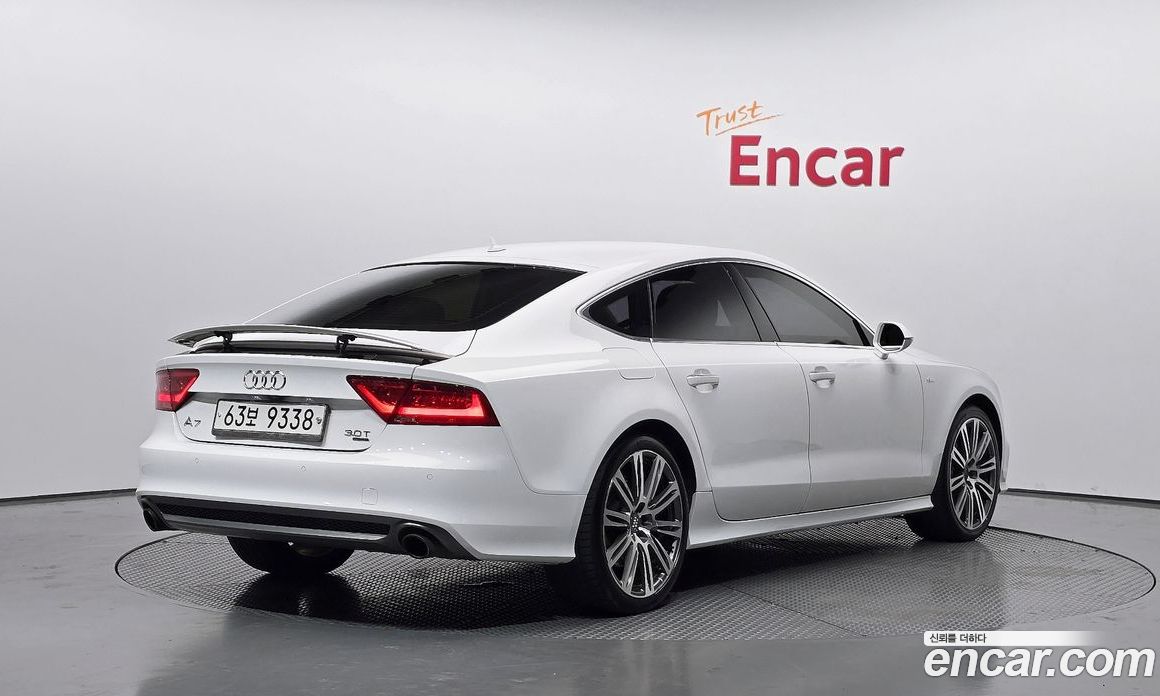 Audi A7 фото 2