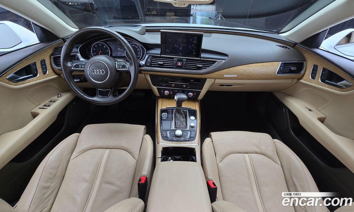 Audi A7 фото 7