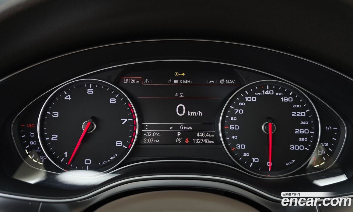 Audi A7 фото 8
