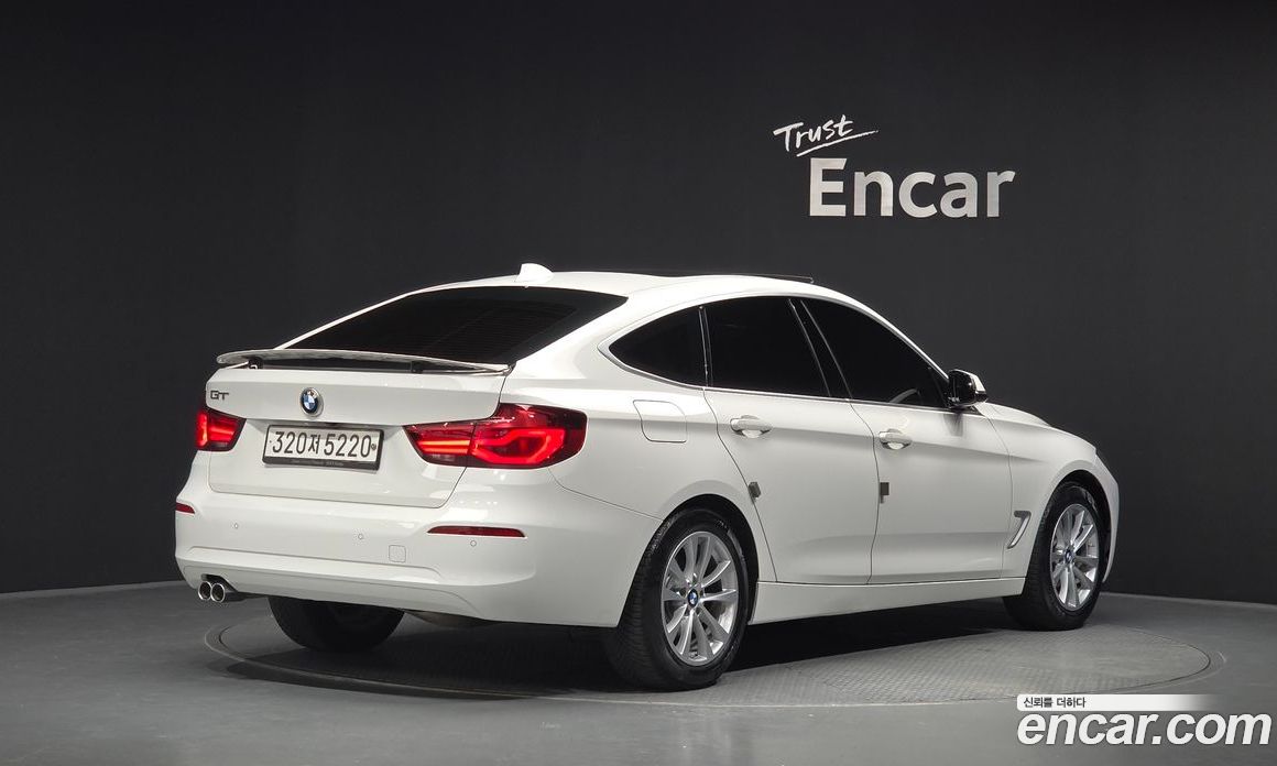 BMW Series GT (F34) фото 2