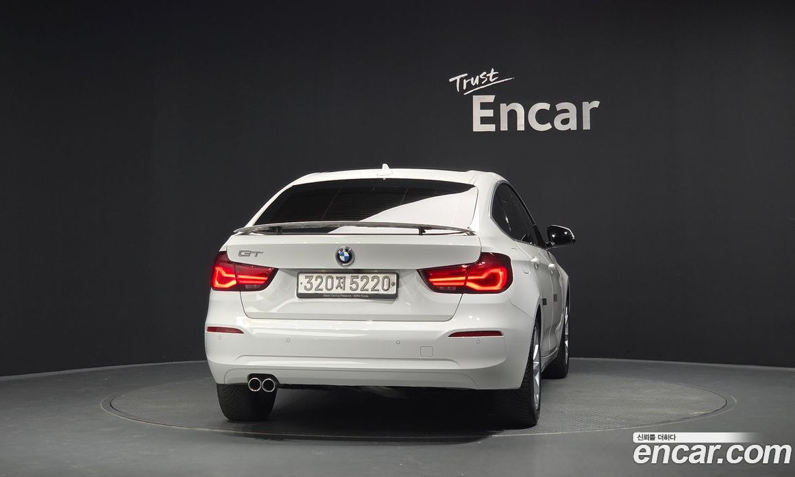BMW Series GT (F34) фото 4