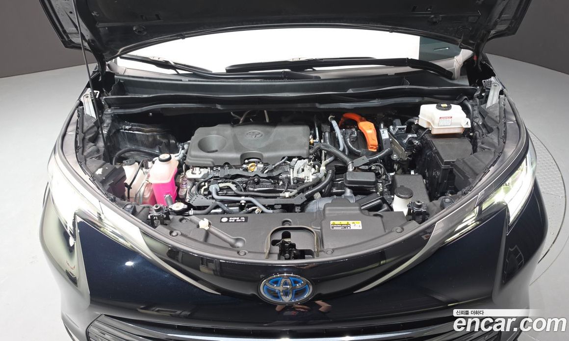 Toyota Sienna 4th Gen фото 6