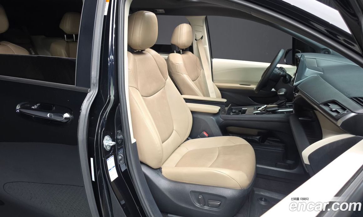 Toyota Sienna 4th Gen фото 26