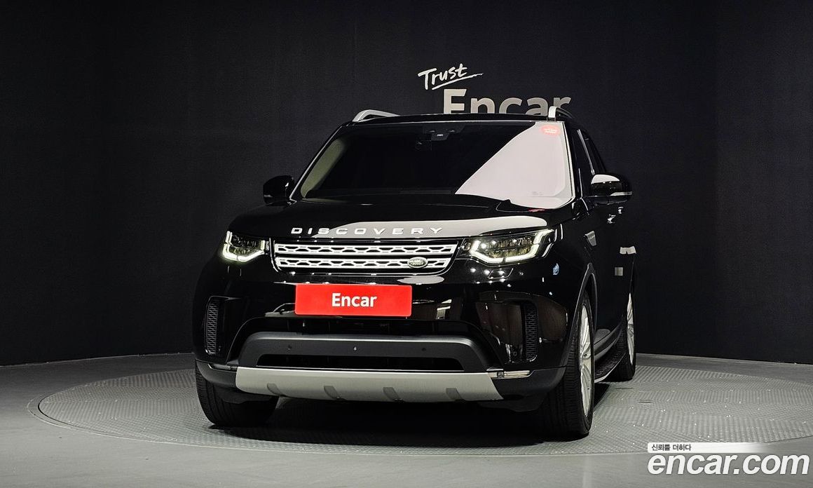 Land Rover Discovery 5 фото 3