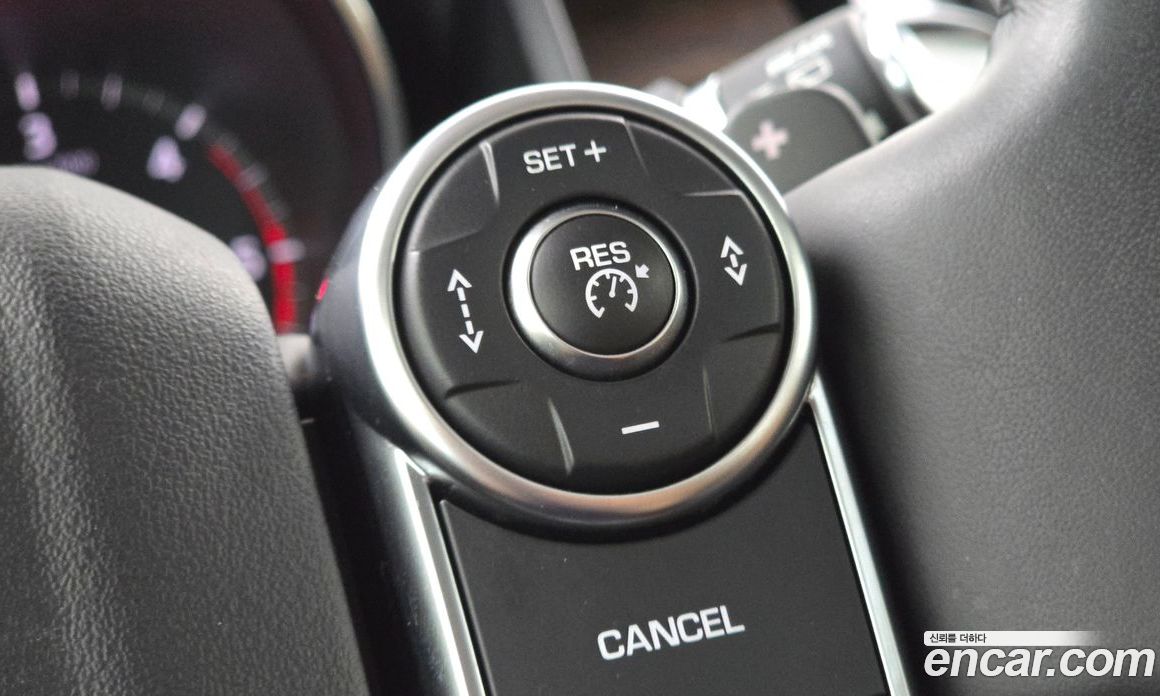 Land Rover Discovery 5 фото 16
