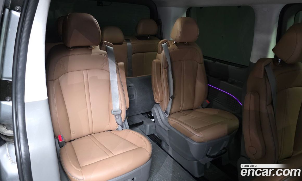 Hyundai Staria фото 12