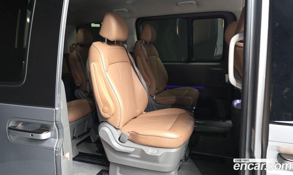 Hyundai Staria фото 13
