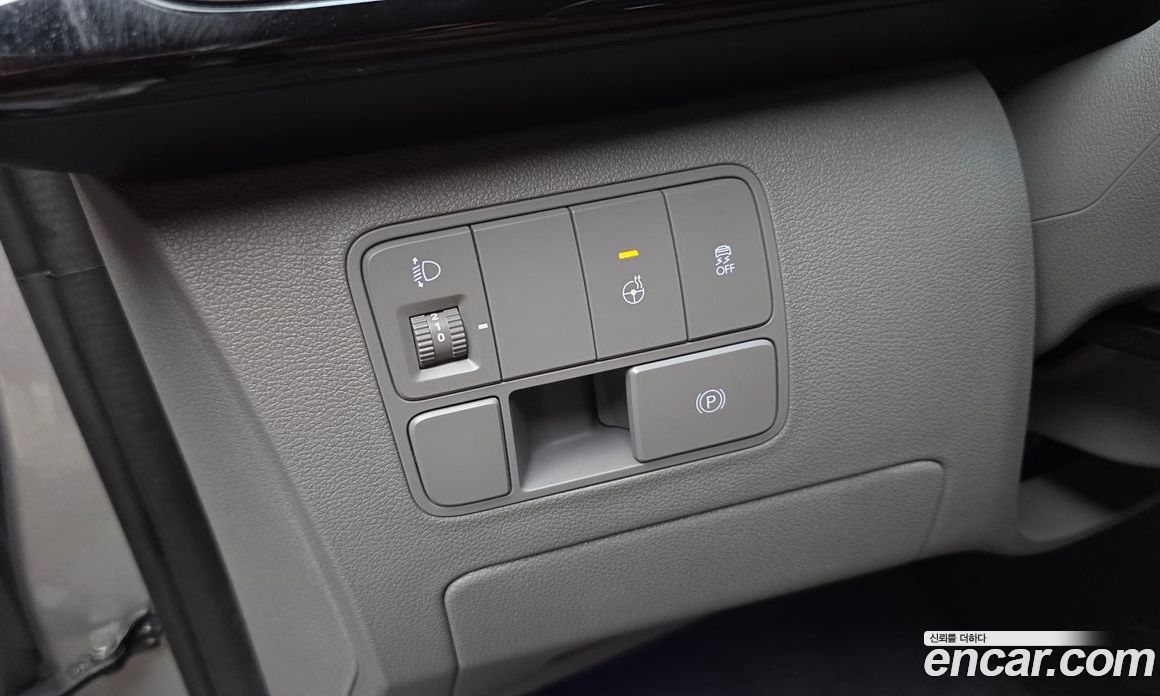 Hyundai Staria фото 28