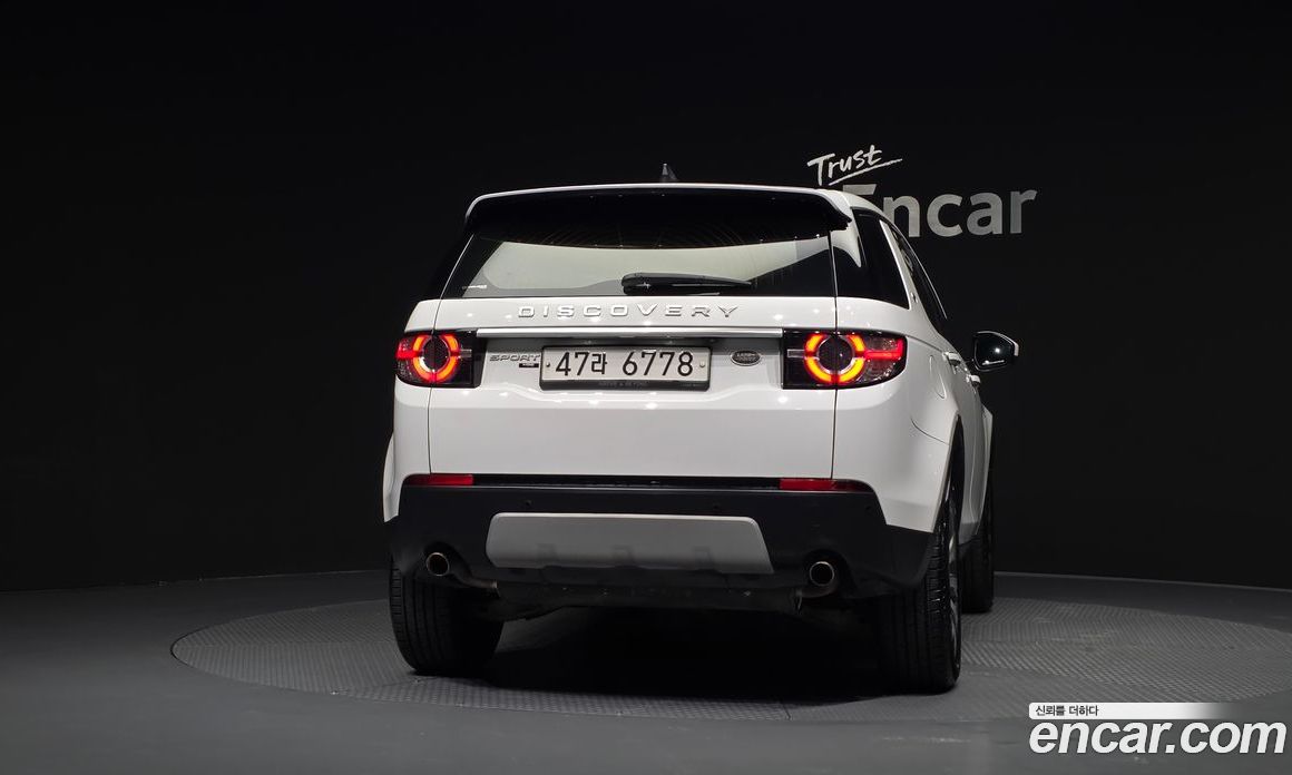 Land Rover Discovery Sport 1st Gen фото 4
