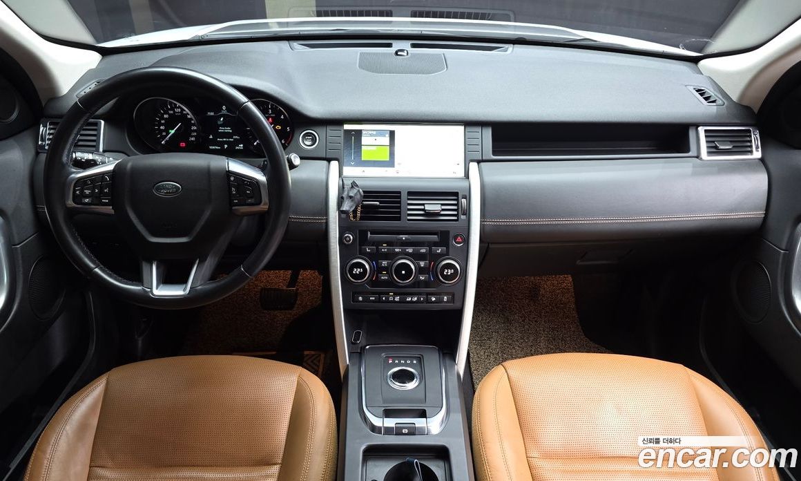 Land Rover Discovery Sport 1st Gen фото 7