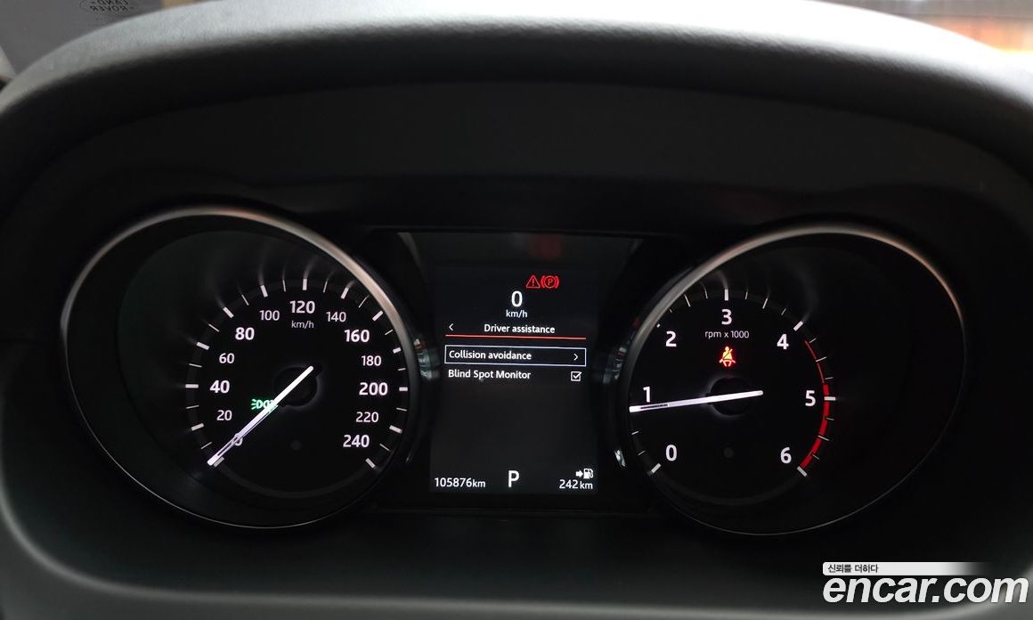 Land Rover Discovery Sport 1st Gen фото 8