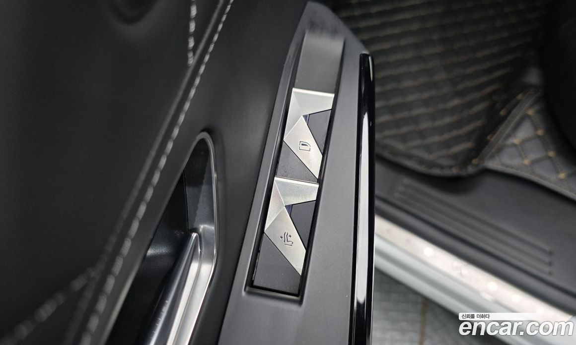 Citroen / DS DS7 Crossback фото 30
