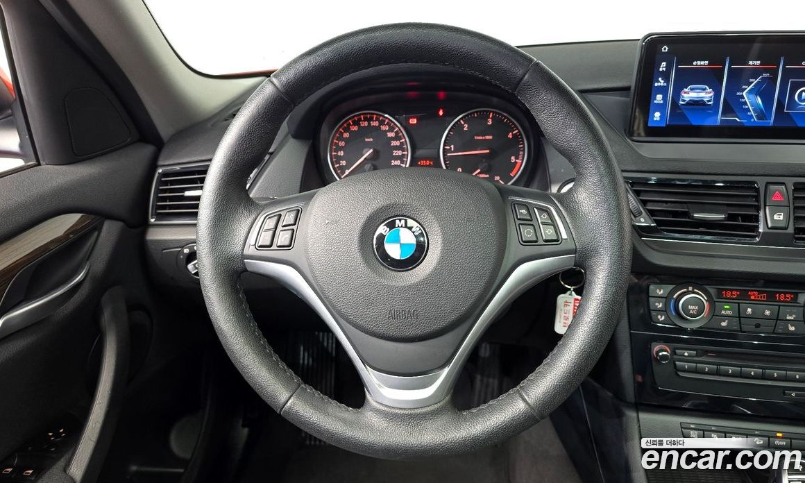 BMW X1 (E84) фото 14