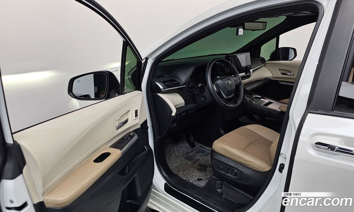 Toyota Sienna 4th Gen фото 10