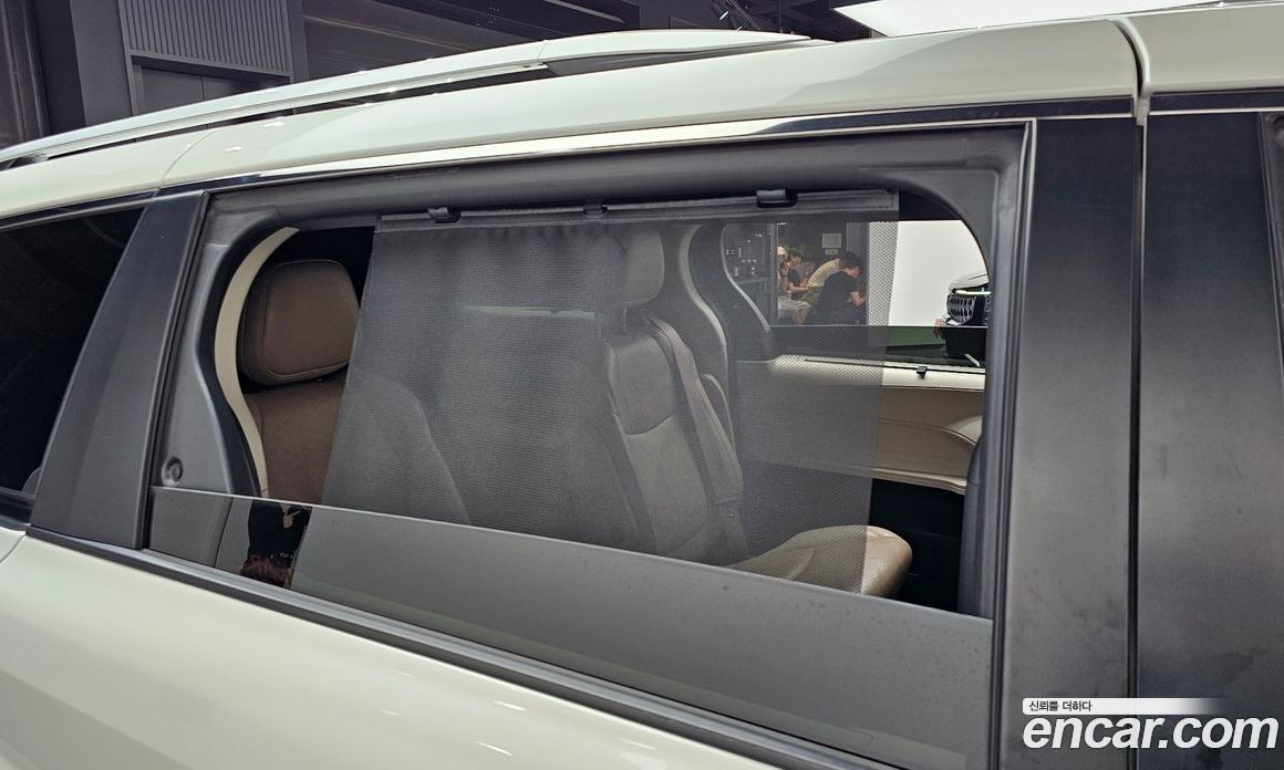 Toyota Sienna 4th Gen фото 15