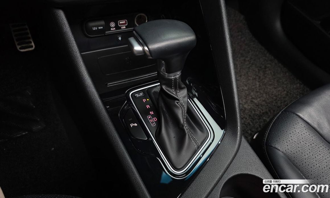 Kia Niro фото 8
