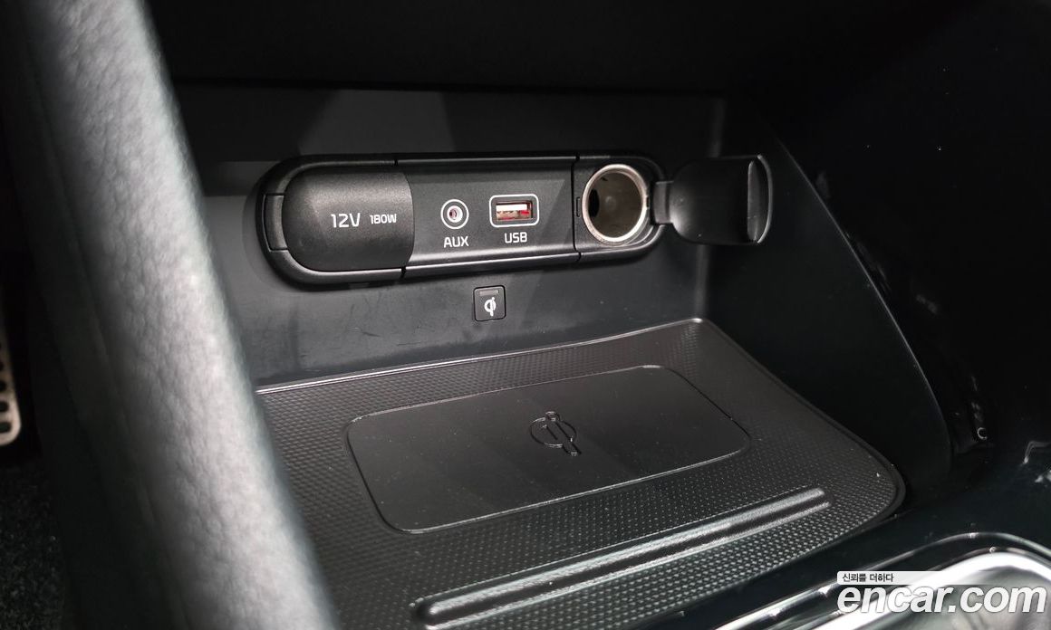 Kia Niro фото 26